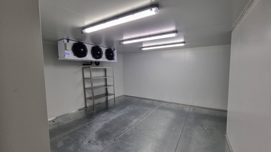 To Let Commercial Property for Rent in Salt River Western Cape